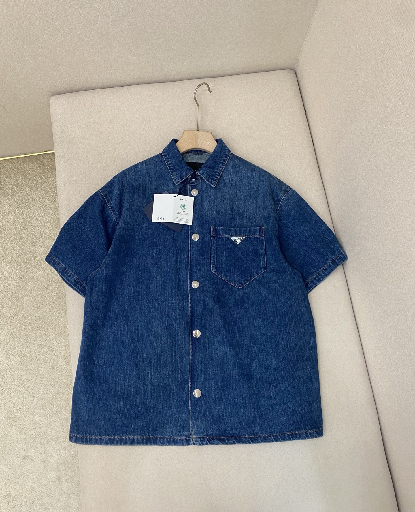 「正規品級」プラダ ミッドブルー デニムシャツ 詳細画像 2