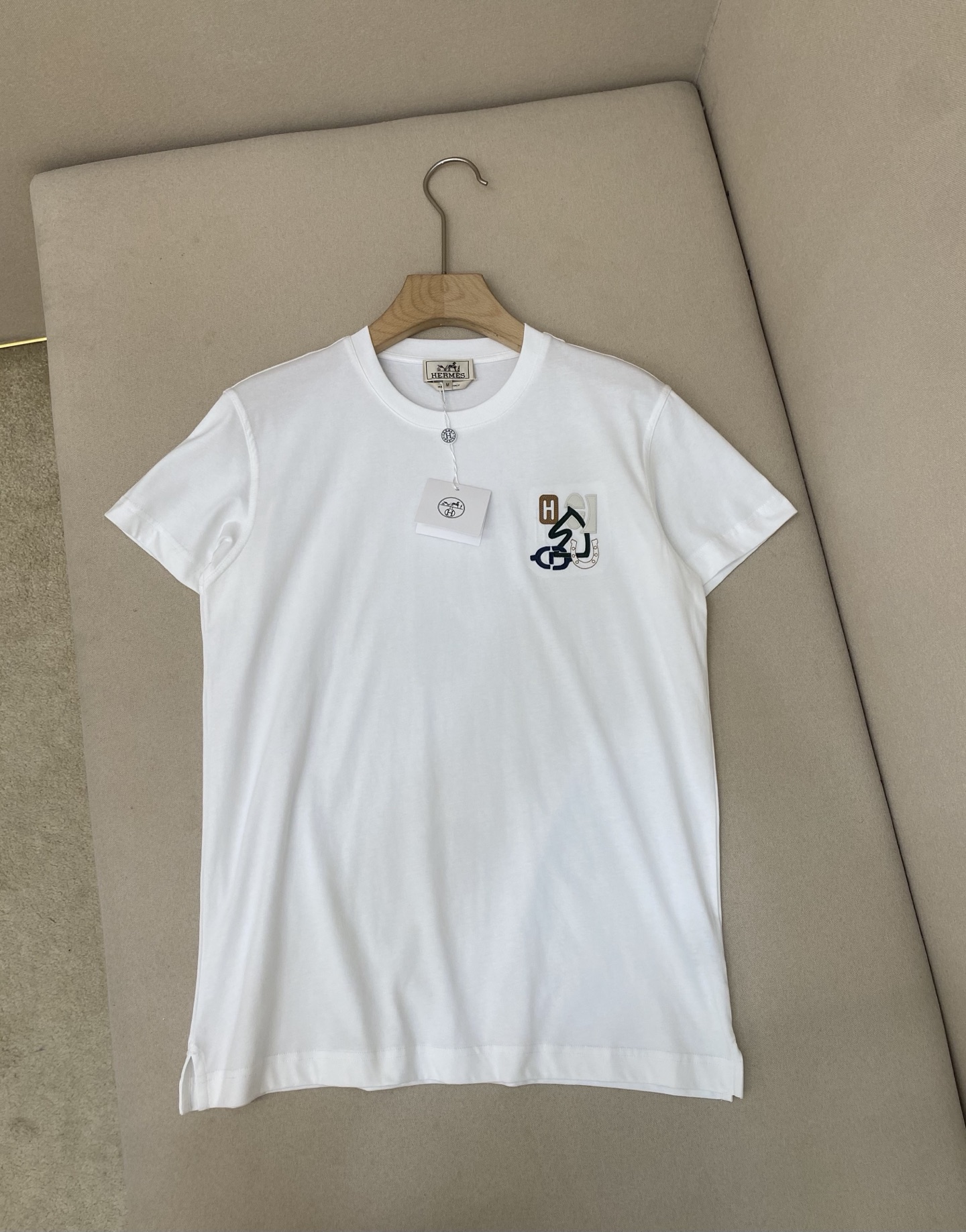 「正規品級」エルメス Hパズル Tシャツ レザーディテール付き ホワイト 詳細画像 2