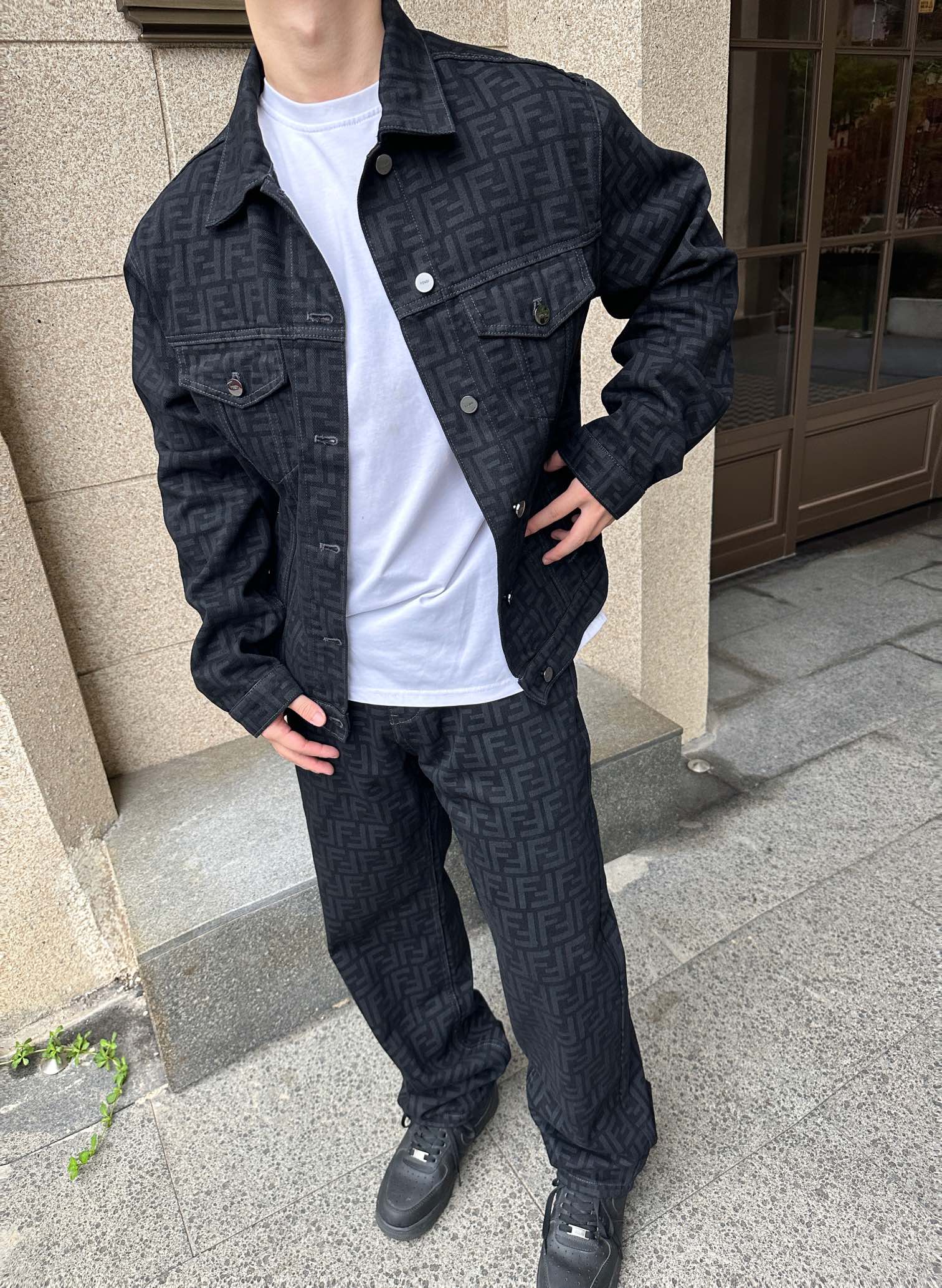 フェンディ オールオーバープリント FF セットジーンズ 詳細画像 1