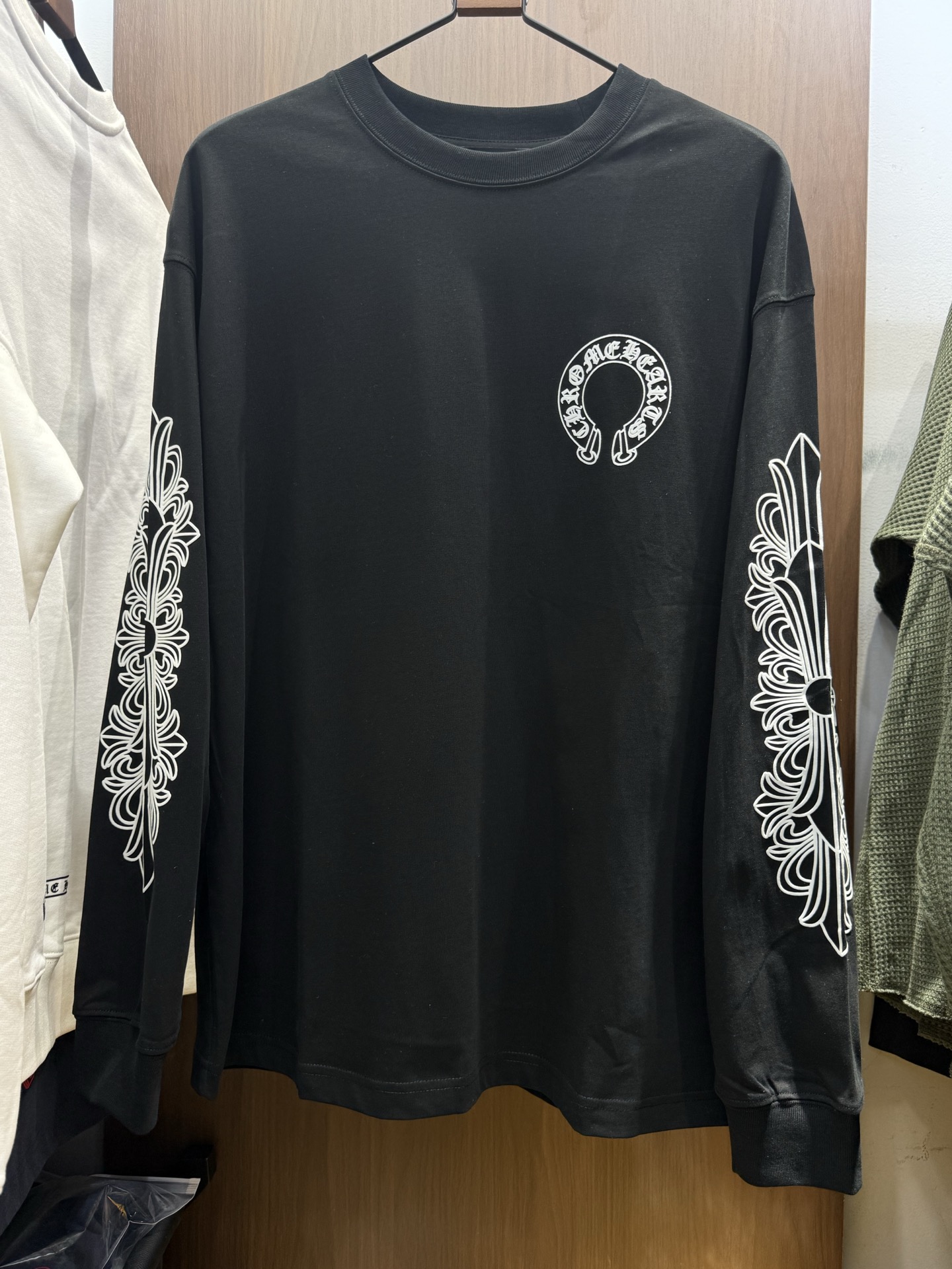 クロームハーツの黒の長袖シャツ 詳細画像 1