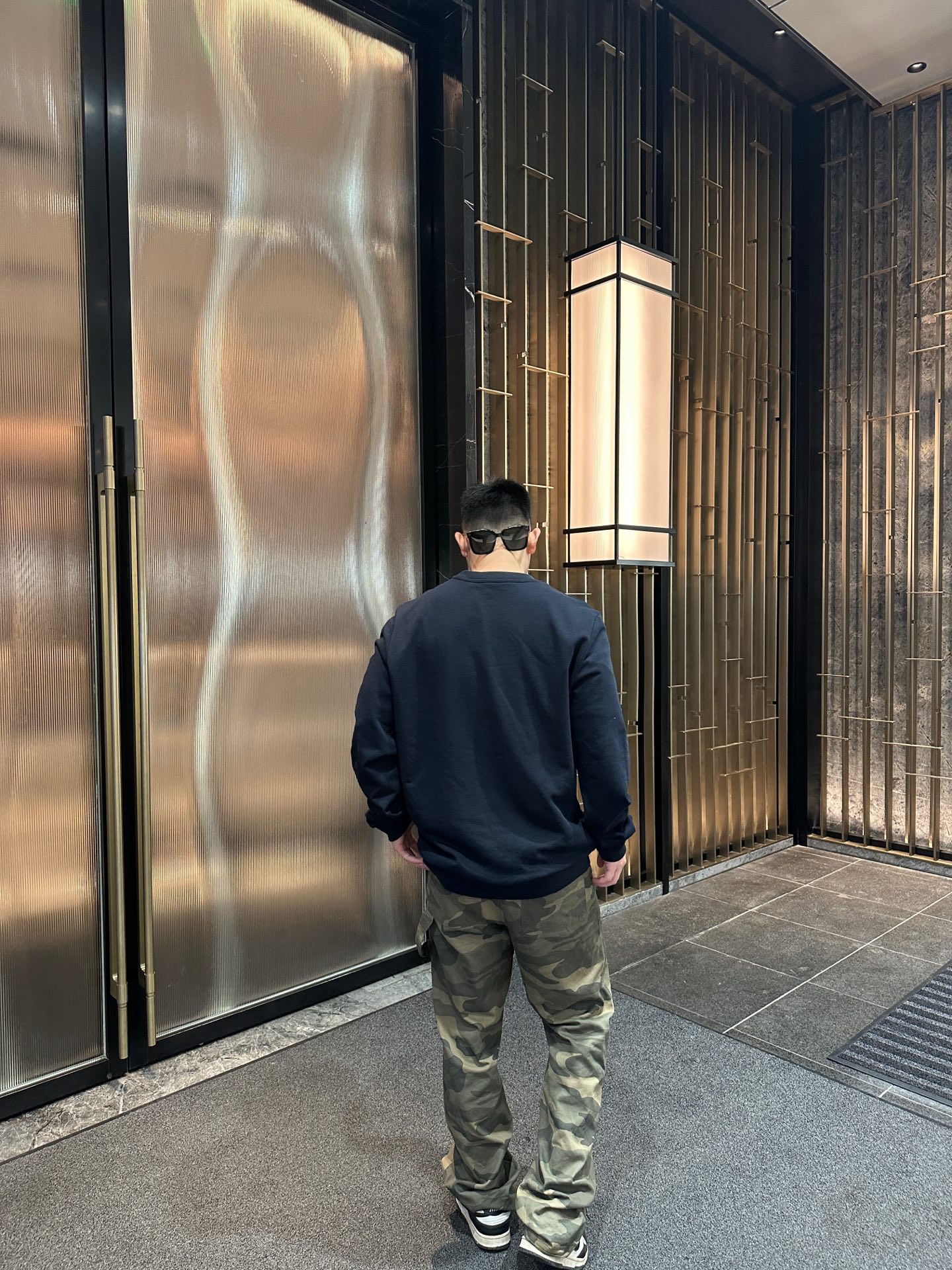 モンクレール ファントム フェードロゴ クルーネック スウェットシャツ 詳細画像 3