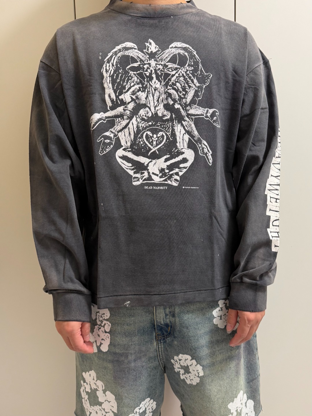 聖ミカエル ヤギ頭 悪魔 プリント 長袖 Tシャツ 詳細画像 2