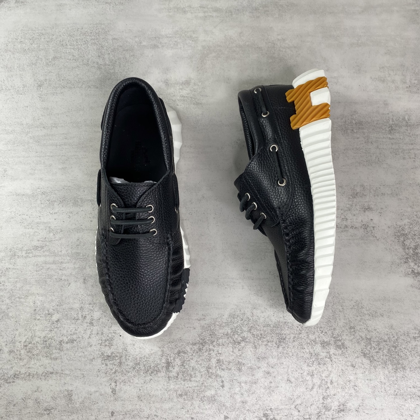 エルメス ローカットカジュアルシューズ H251919ZH01400 詳細画像 3