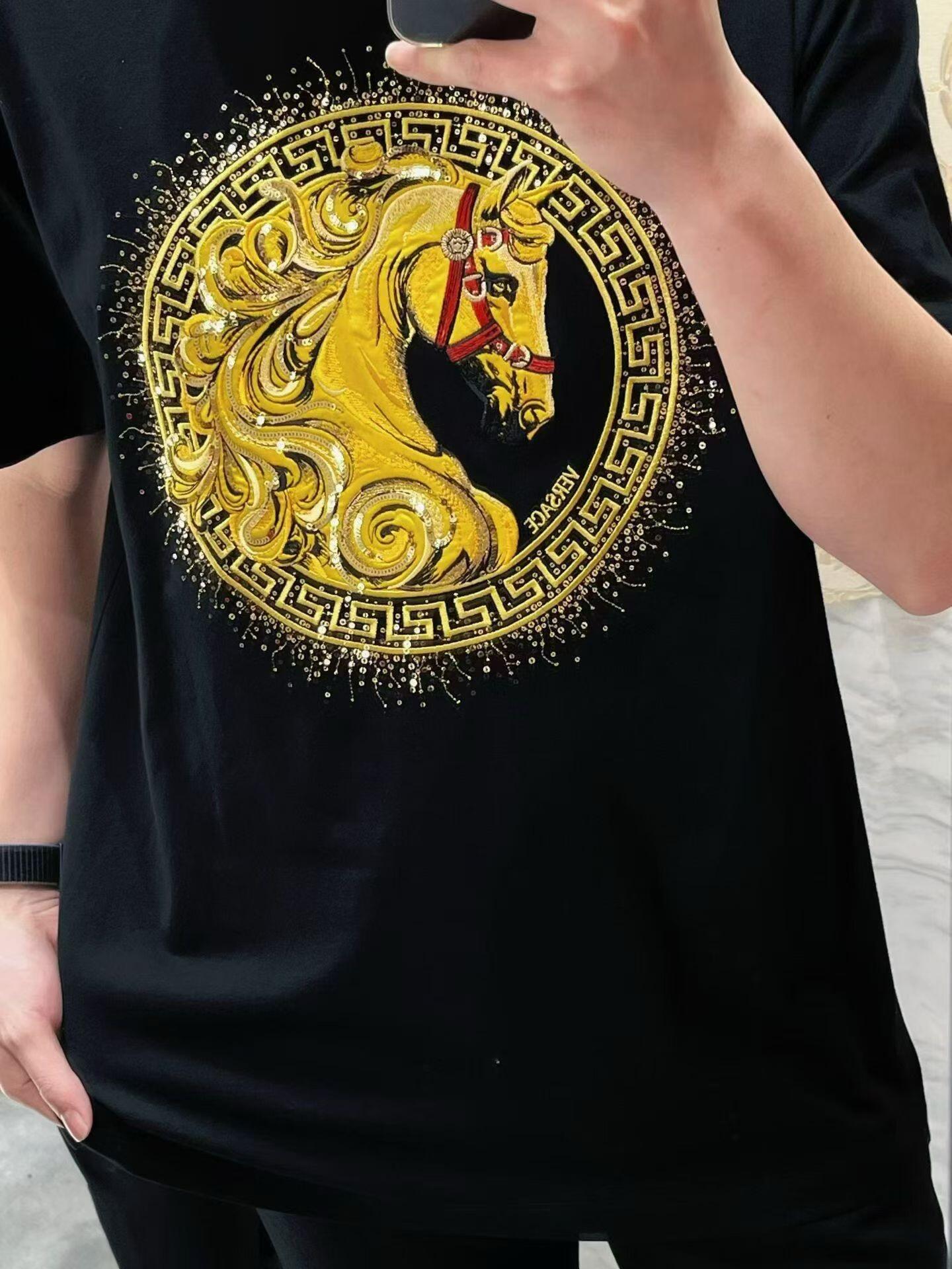 ヴェルサーチ ゴールデンホース刺繍入り半袖Tシャツ 詳細画像 2