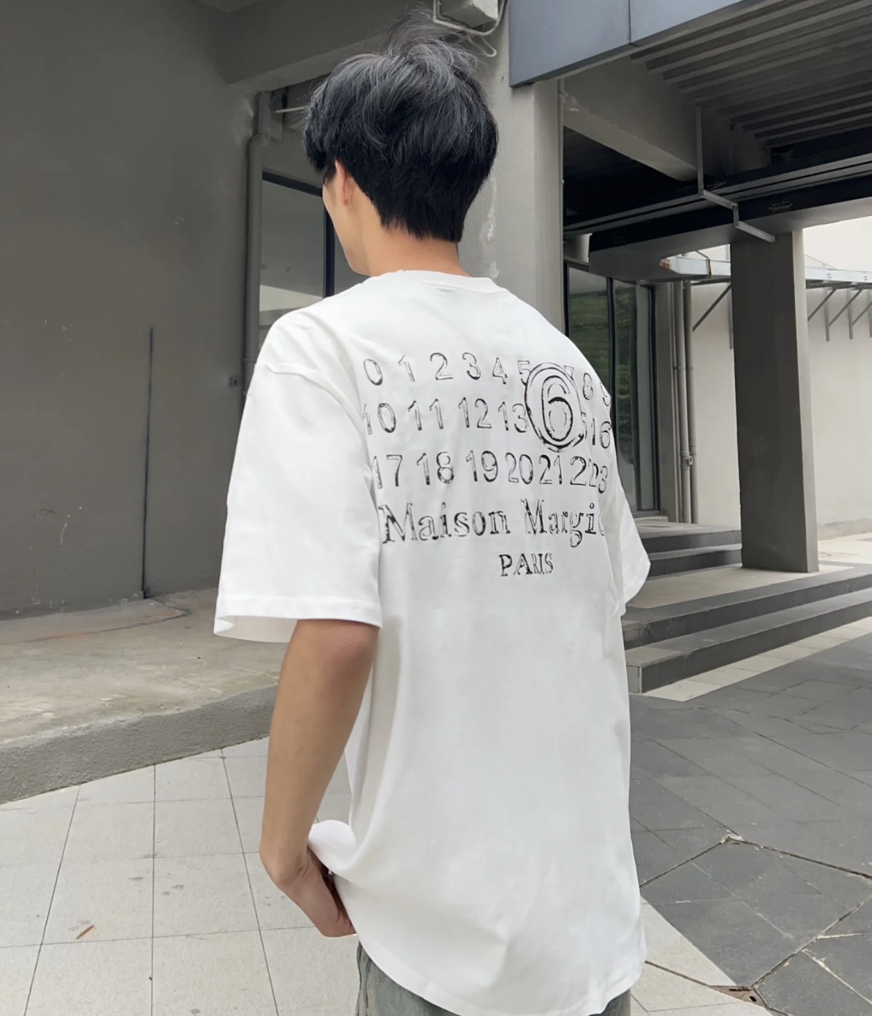 メゾン マルジェラ 背面にデジタルダブルイメージプリントを施した半袖Tシャツ 詳細画像 3