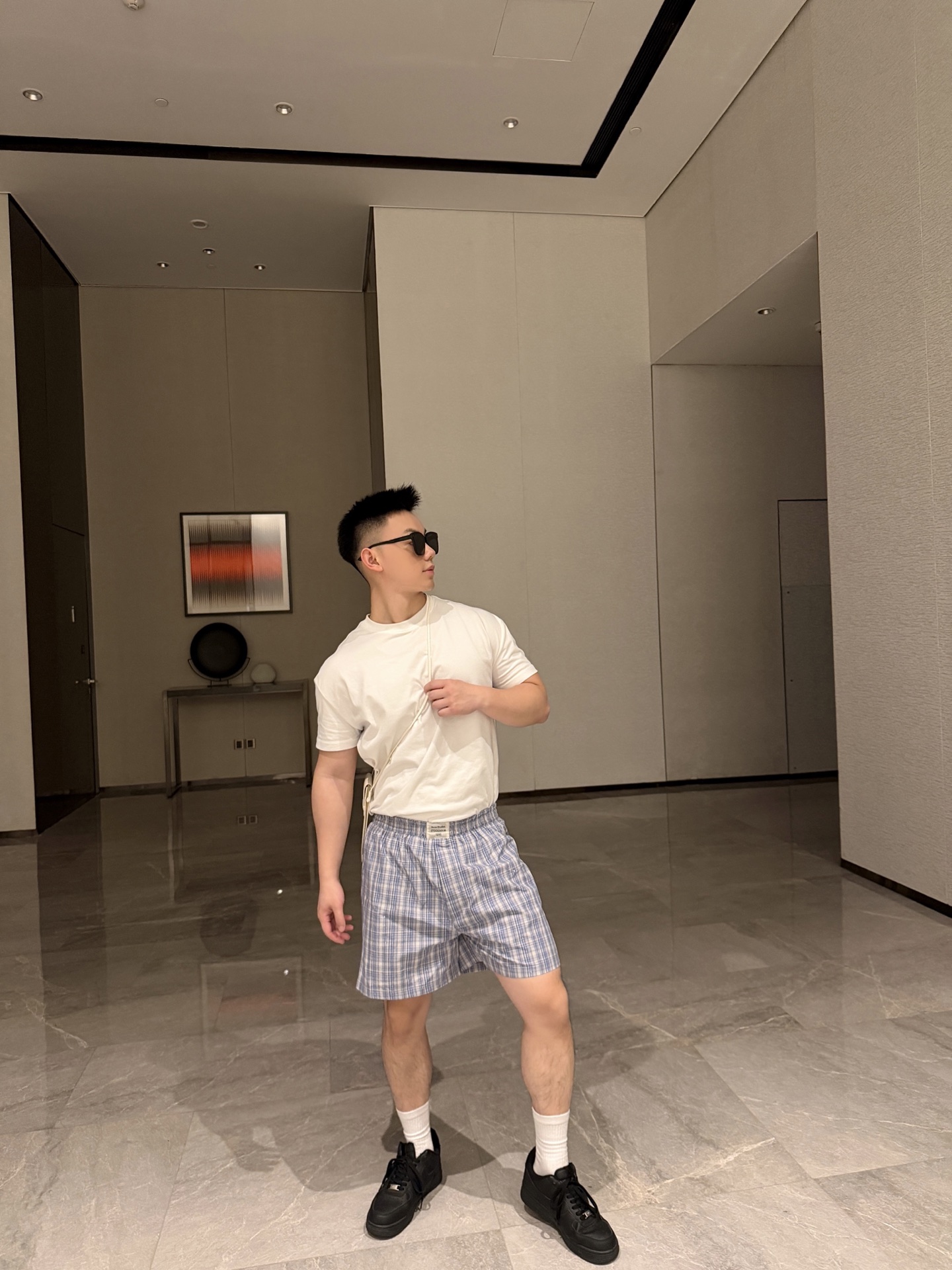 アクネ ストゥディオズのブルーのチェック柄ショートパンツ 詳細画像 3