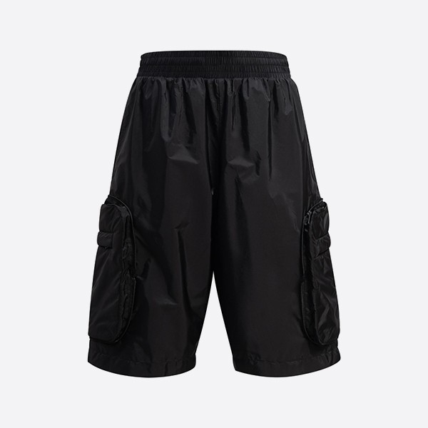 「正規品級」モンクレール x メルセデス・ベンツ by NIGO ショートパンツ ブラック