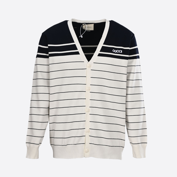 グッチ SS25 刺繍ロゴ ホワイトストライプ Vネックセーター
