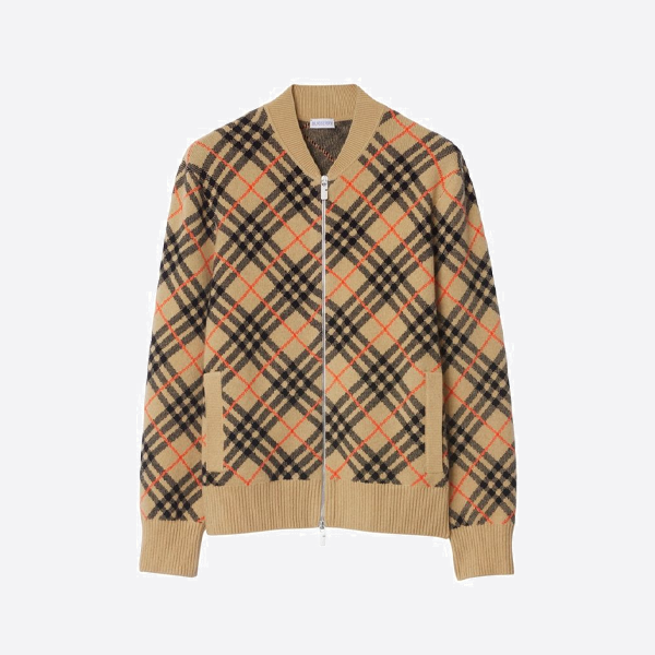 バーバリーのチェック柄ウールジャケット