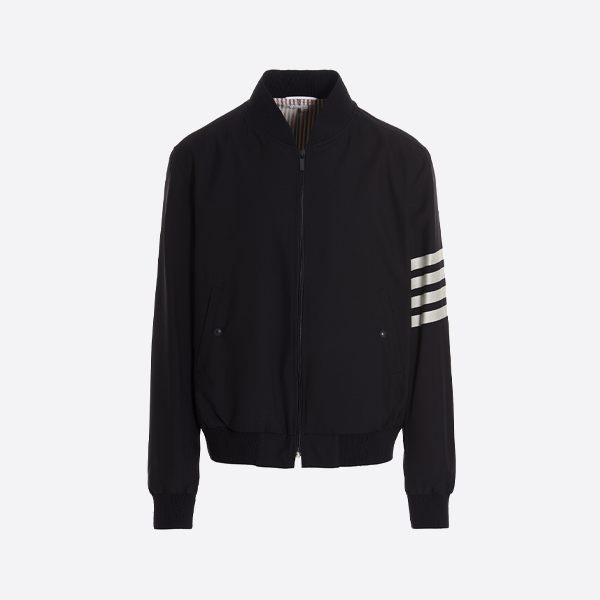 トムブラウンの糸染めウール混紡4ストライプベースボールジャケット、ブラック