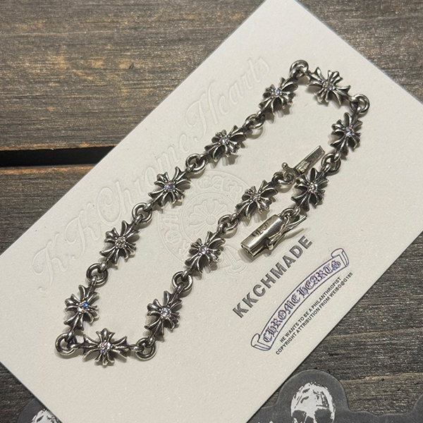 クロームハーツ VVS フルダイヤモンドセッティング タイニーE クロスブレスレット