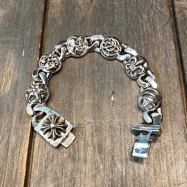 クロームハーツ フルフラワー クロスシェイプ インサート ブレスレット