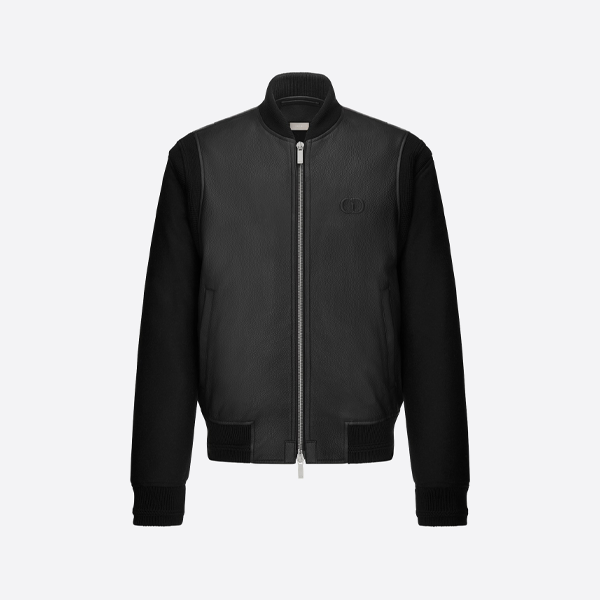 ディオールの刺繍入りベースボールジャケット