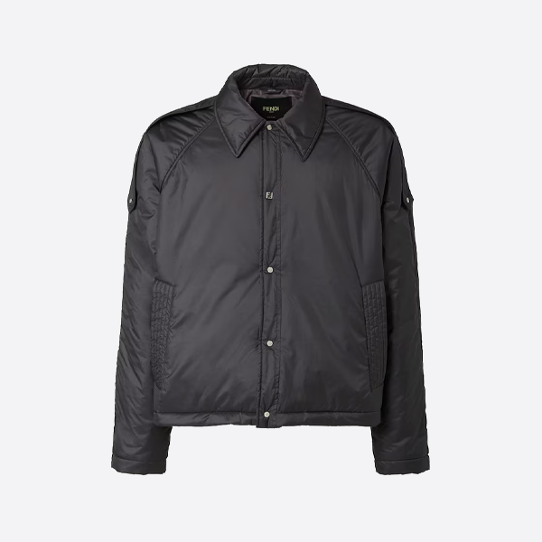 フェンディのラペルメタリックコットンコート