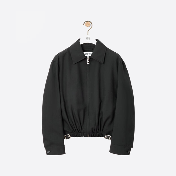 ロエベのロゴ刺繍ジャケット