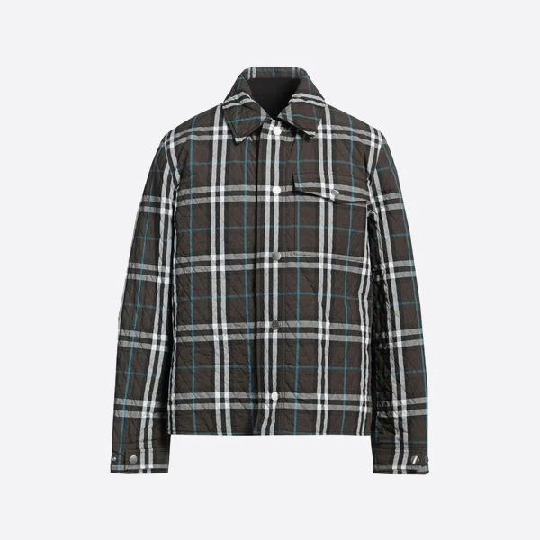 バーバリーのチェック柄リバーシブルキルティングジャケット