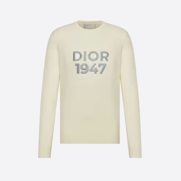 ディオールの刺繍入りレタークルーネックセーター