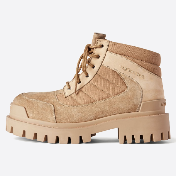 バレンシアガ ダメージ加工チャンキーブーツ 867708WCB459090