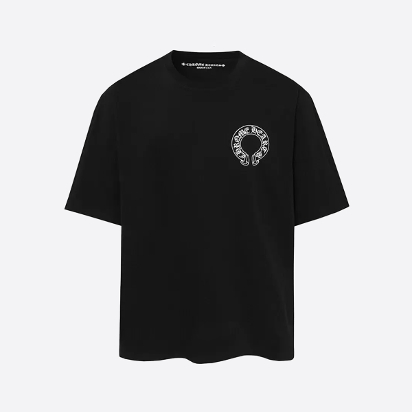 クロムハーツの半袖Tシャツ（背面に3Dサンスクリット語プリント入り）