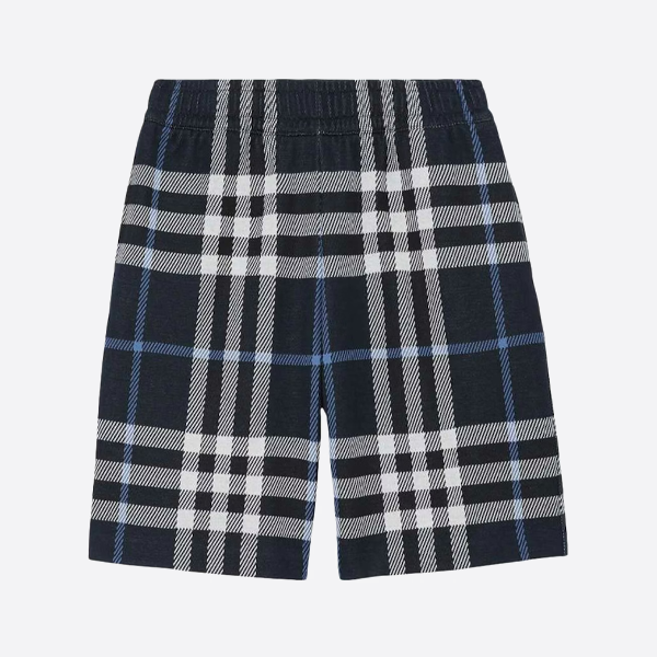 バーバリーのチェック柄ニットショーツセット