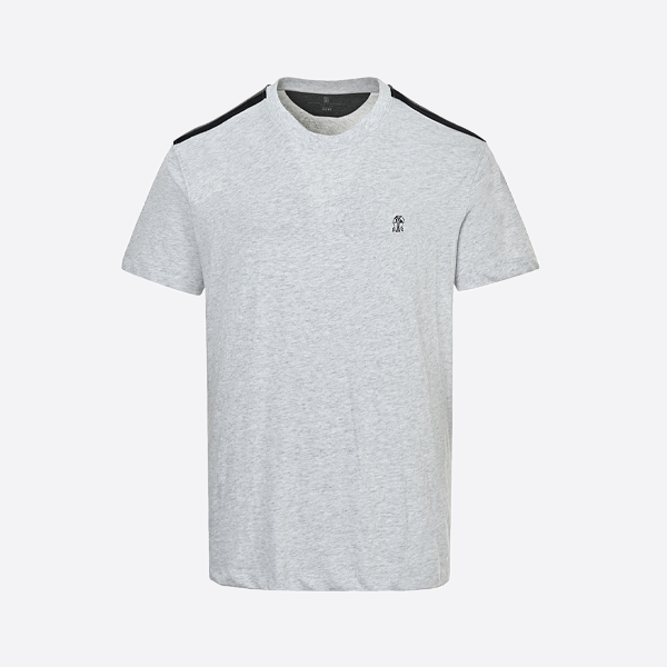 ブルネロ・クチネリ 半袖Tシャツ（胸に大きなプリント入り）、ブラック