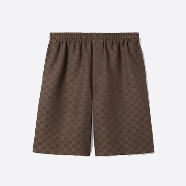 グッチのジャカード総柄ショートパンツスーツ