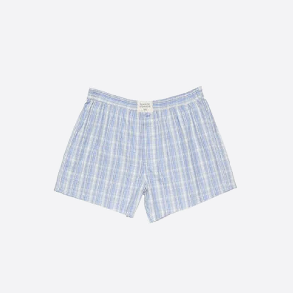 アクネ ストゥディオズのブルーのチェック柄ショートパンツ