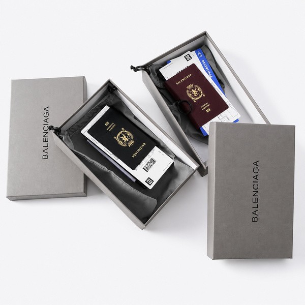 バレンシアガ Passport チケットウォレット バーガンディブラウン