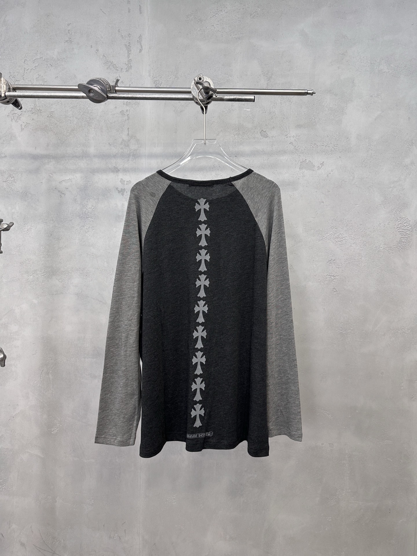 クロムハーツ ラグラン長袖Tシャツ チャコールグレー 詳細画像 3