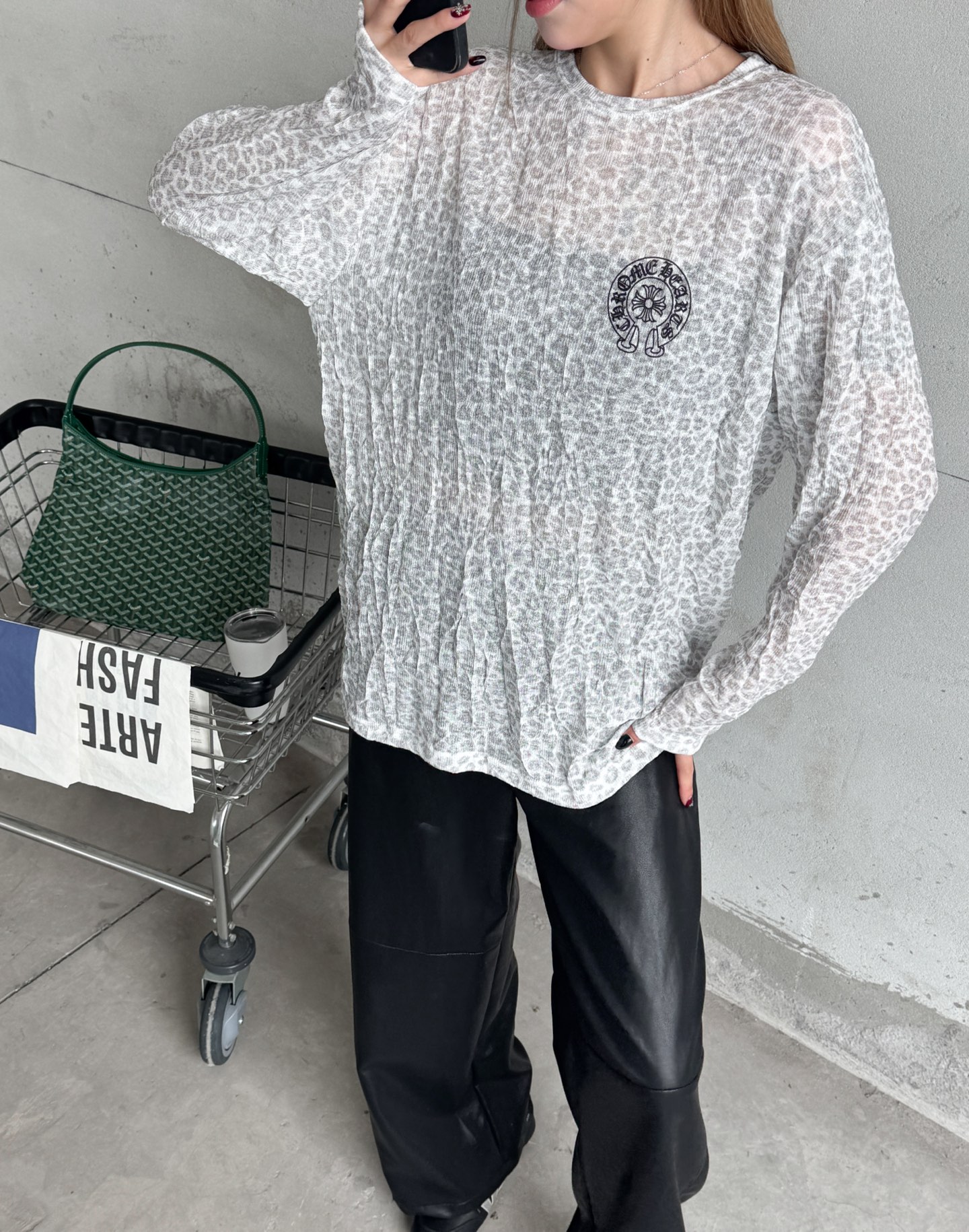 クロムハーツ レオパード柄長袖Tシャツ ホワイト 詳細画像 3